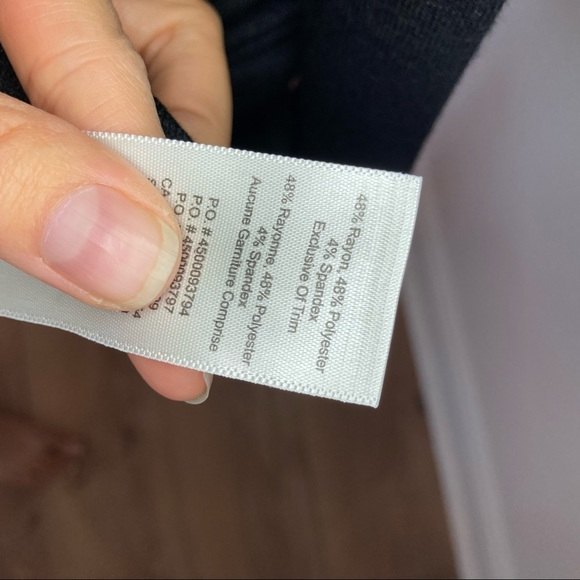 Aritzia Wilfred free Knit dress pockets casual long sleeve v-neck loose flowy - Picture 4 of 8